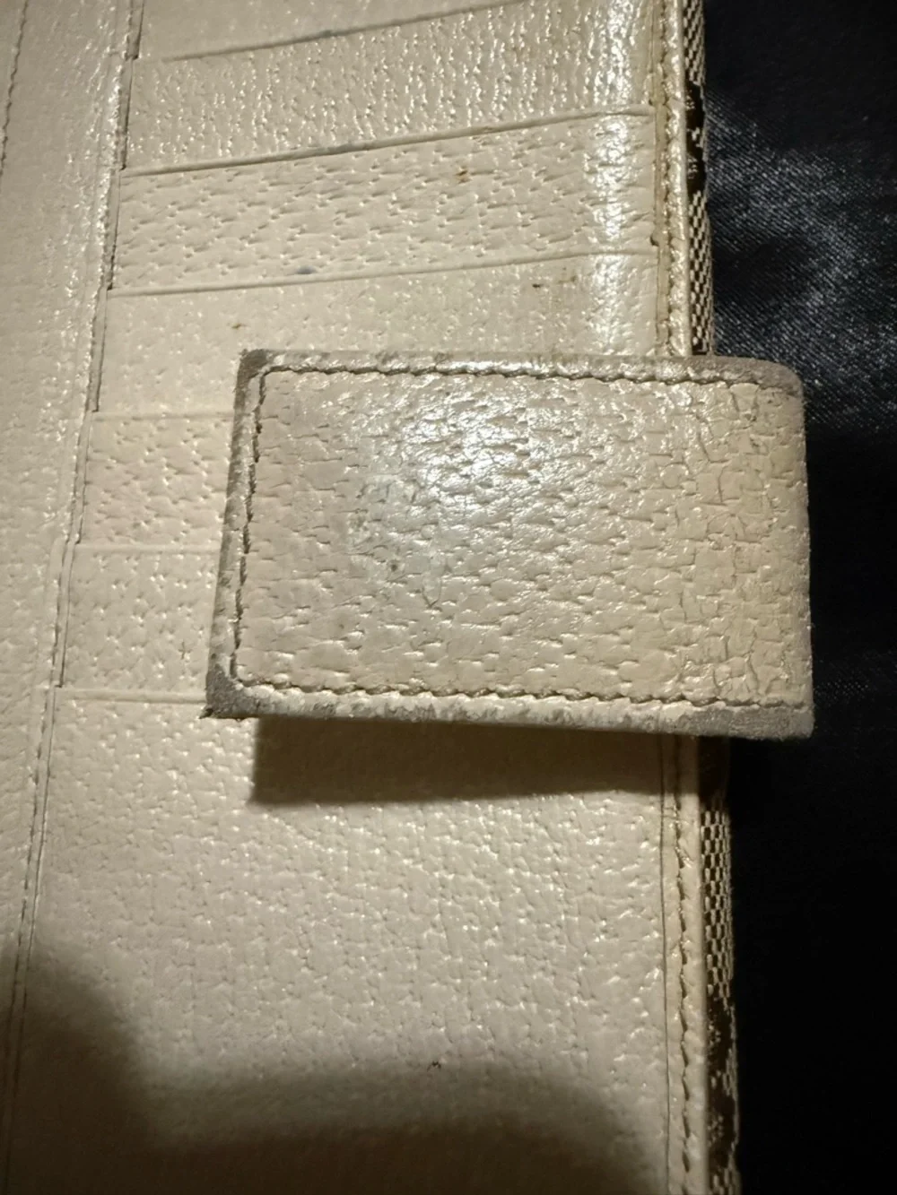 Salvatore Ferragamo Red Saffiano Leather Bow Clasp Wallet & Gucci wallet bundle